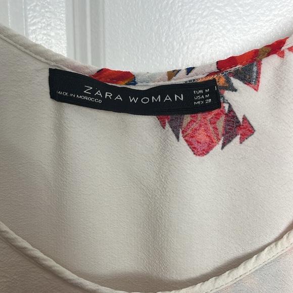 Zara Red and White Tribal Top | Size M - Picture 6 of 6